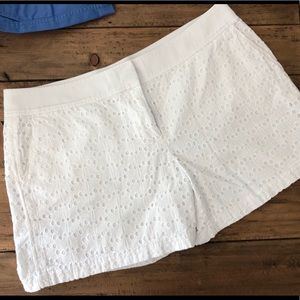 Vineyard Vines Size 12 Eyelet Shorts